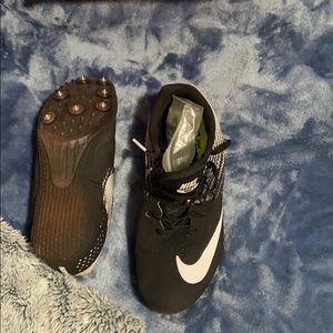 Great track cleats!!